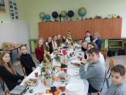 b_1024_768_0_00_images_2023_2024_Bujak_wigilia_412968892_826310489296901_802883655814533115_n